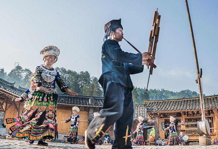 張家界風(fēng)景正好，而您剛好有空